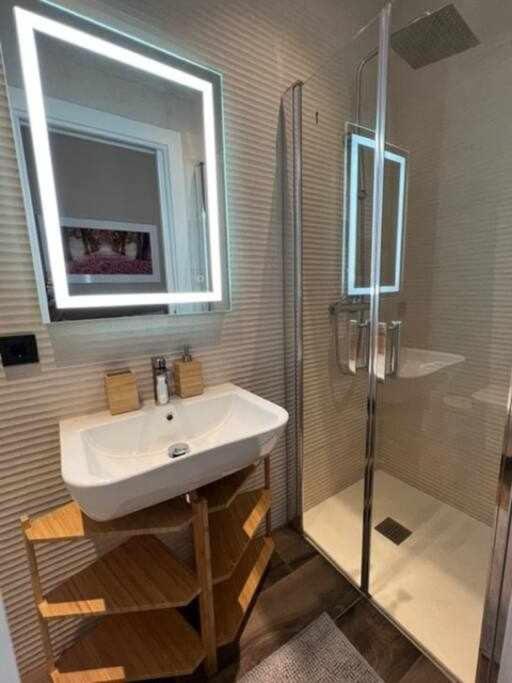 Deluxe Twobedroom Apartment Seville Downtown Exterior foto